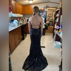 size 2/4 black prom dress